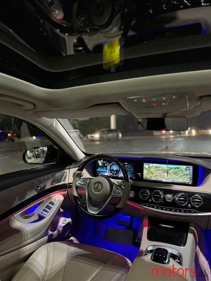 2020' Mercedes-Benz S 400 photo #2