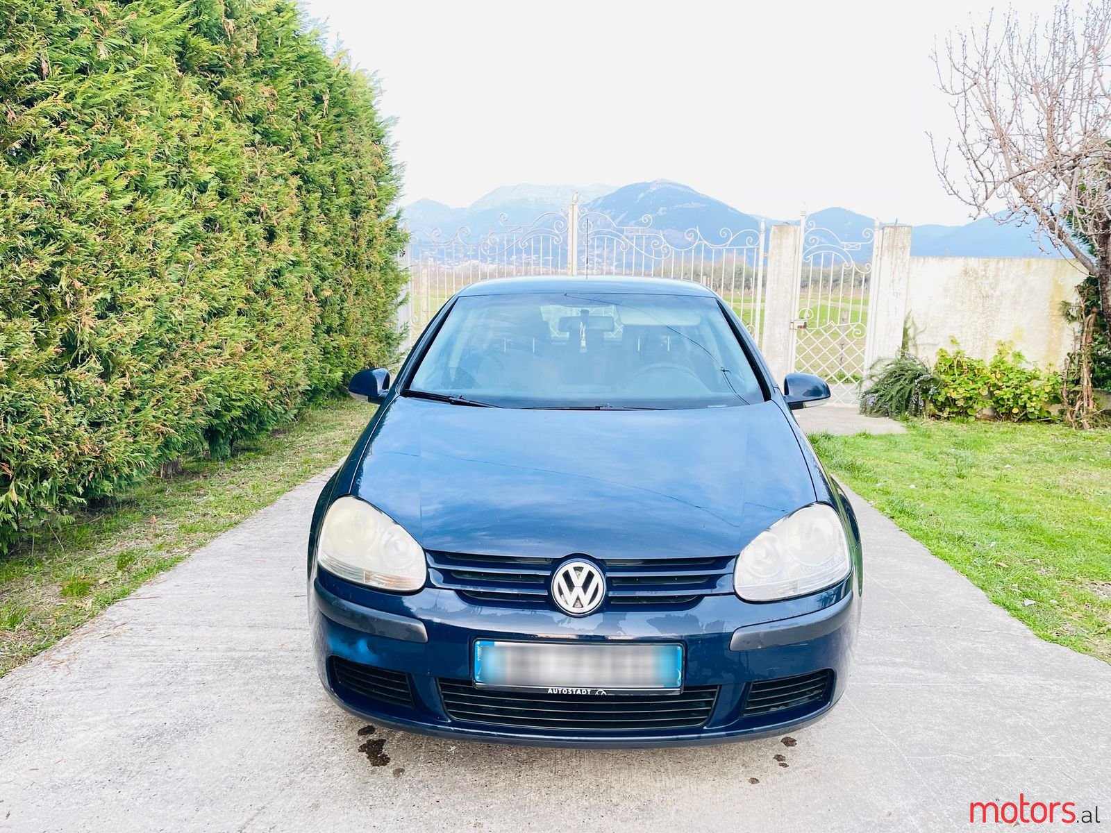 2005' Volkswagen Golf photo #2