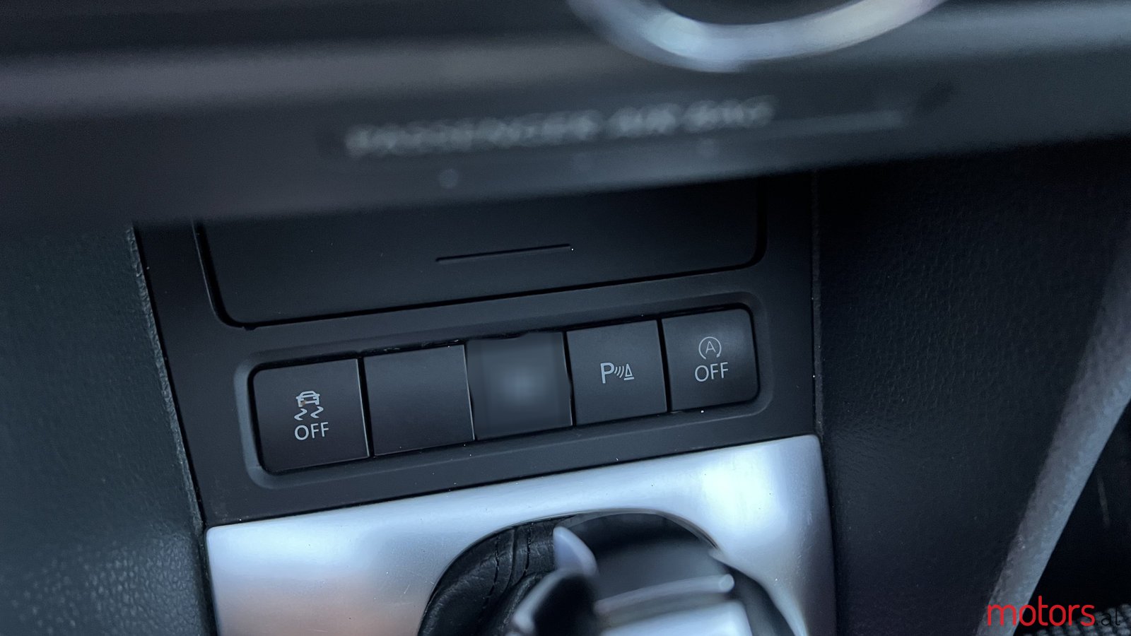 2012' Volkswagen Golf photo #7