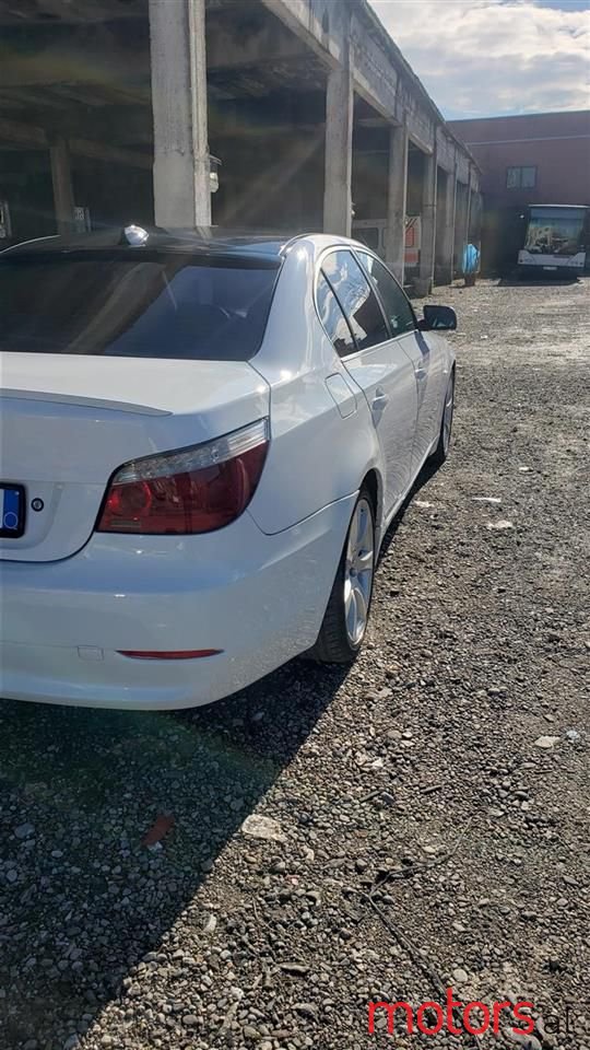 2008' BMW 530 photo #5