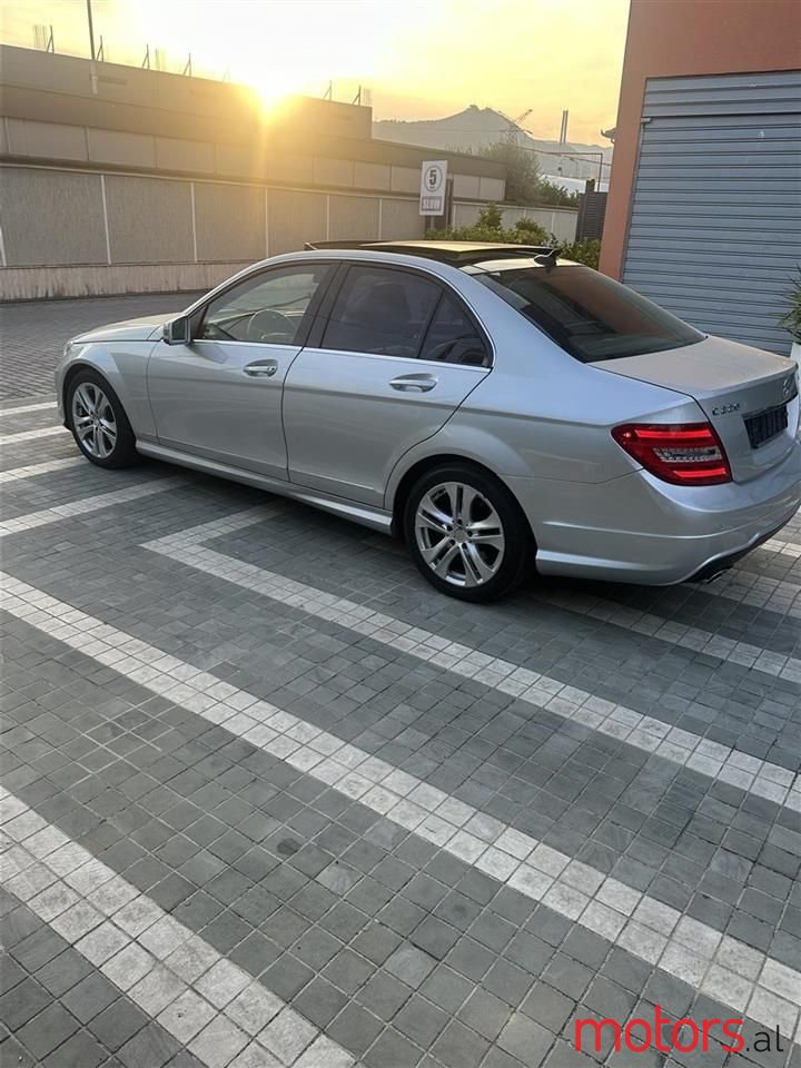 2013' Mercedes-Benz C 220 photo #5