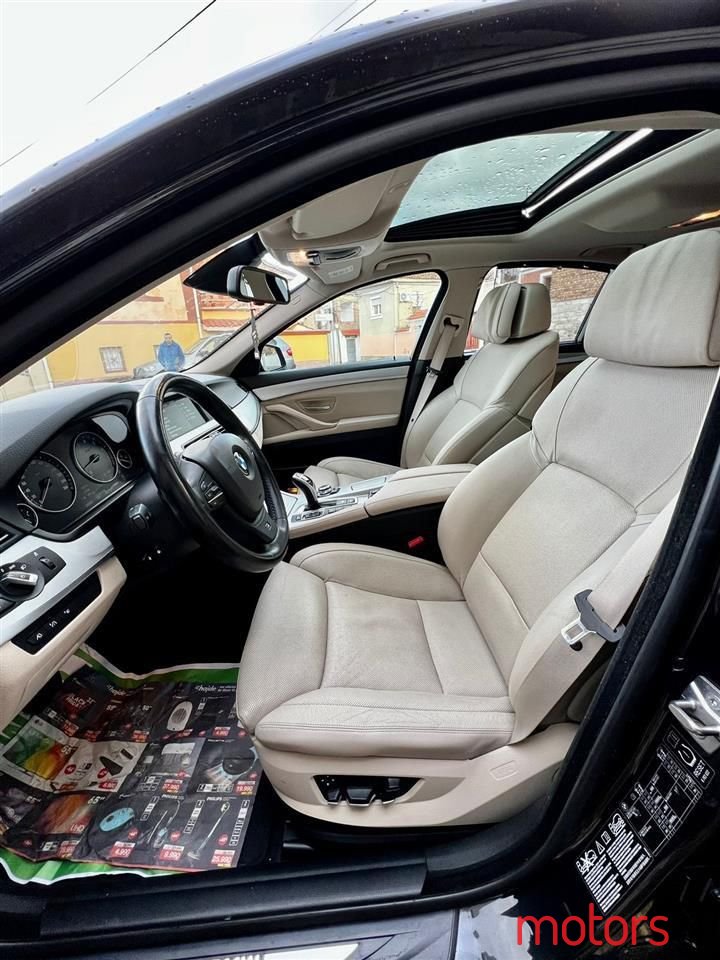 2010' BMW 550 photo #5