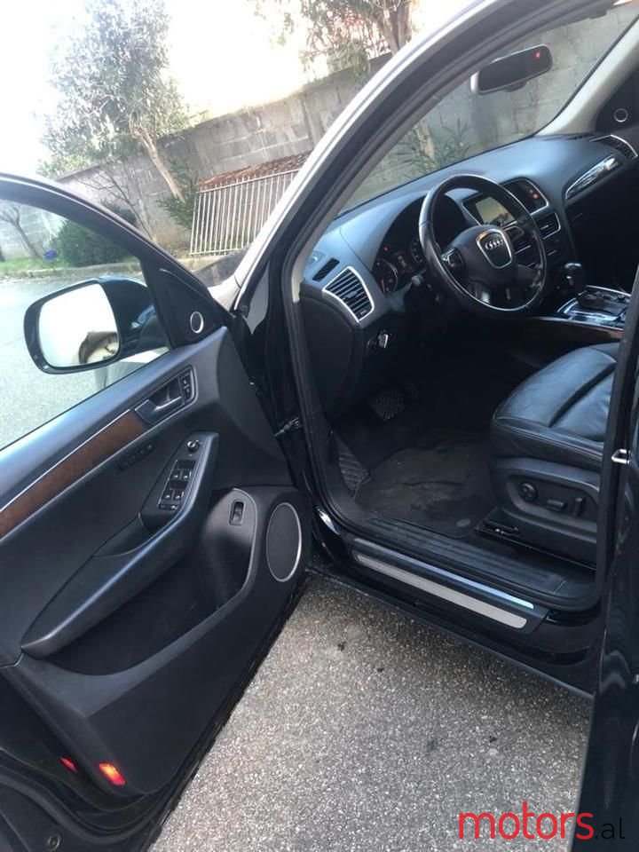 2011' Audi Q5 photo #4