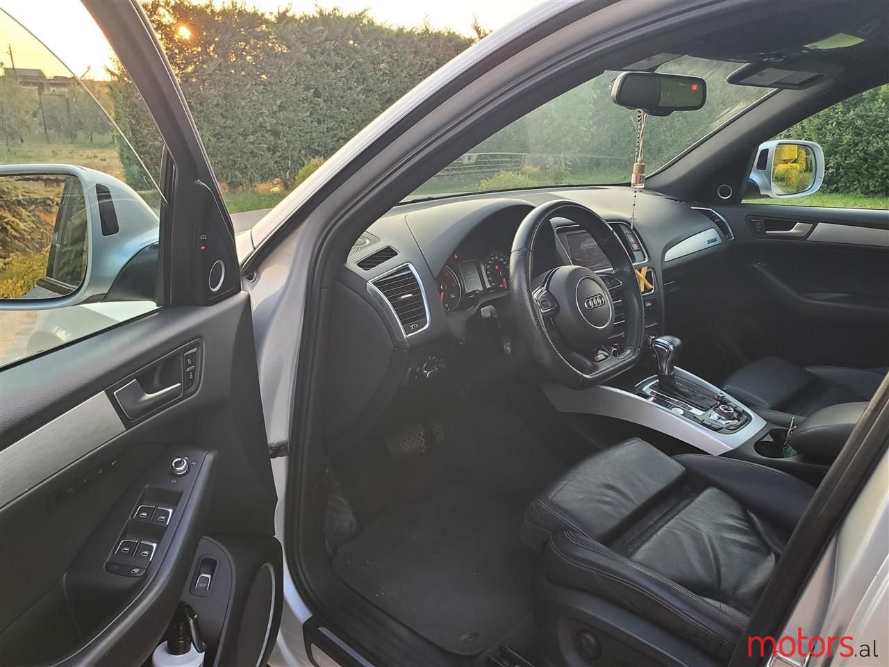 2014' Audi Q5 photo #5