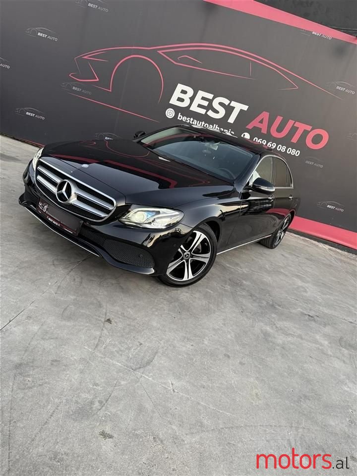 2017' Mercedes-Benz E 220 photo #3