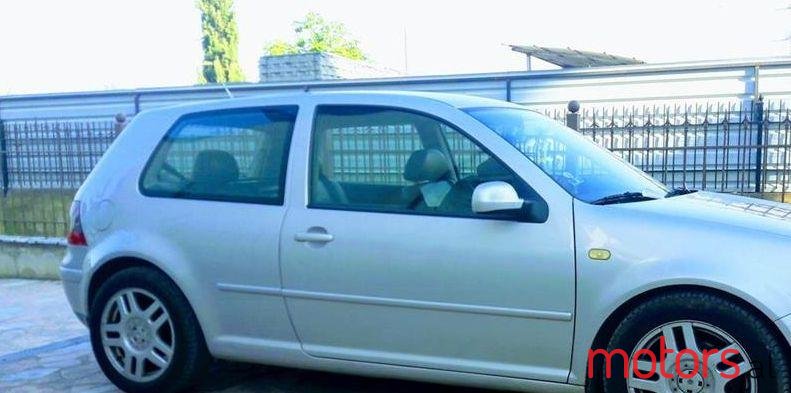 2000' Volkswagen Golf photo #1