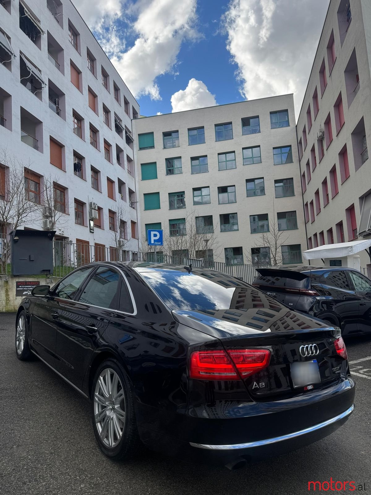 2013' Audi A8 photo #3