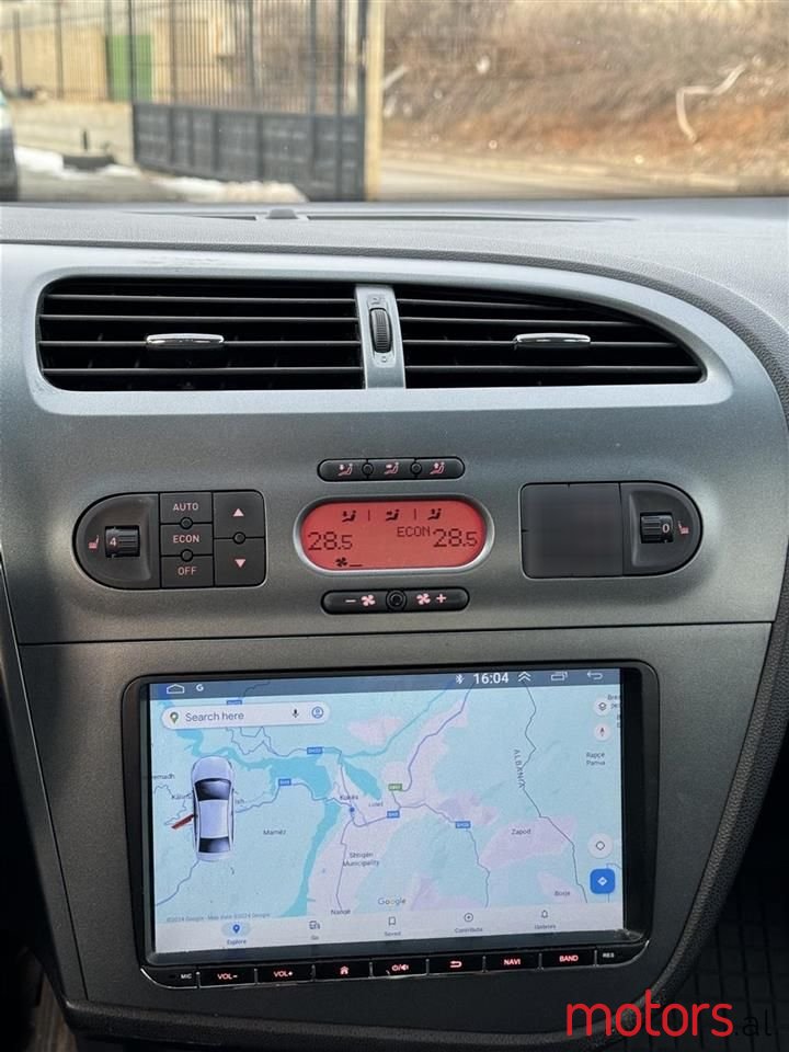 2007' SEAT Leon photo #5