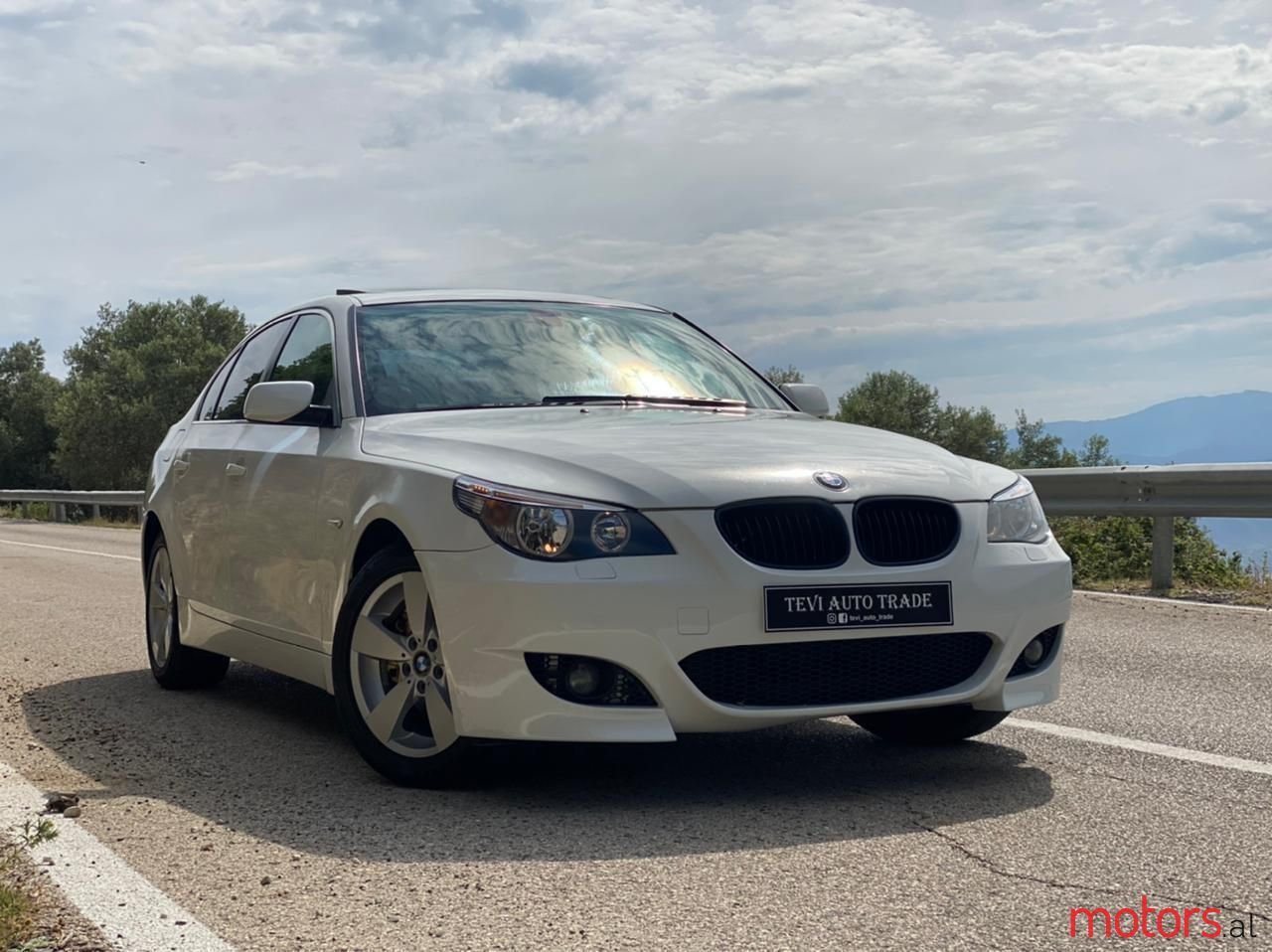 2007' BMW 525 photo #4