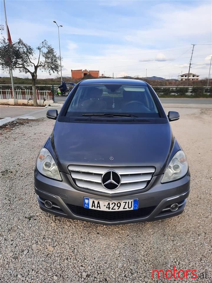2009' Mercedes-Benz B 200 photo #2