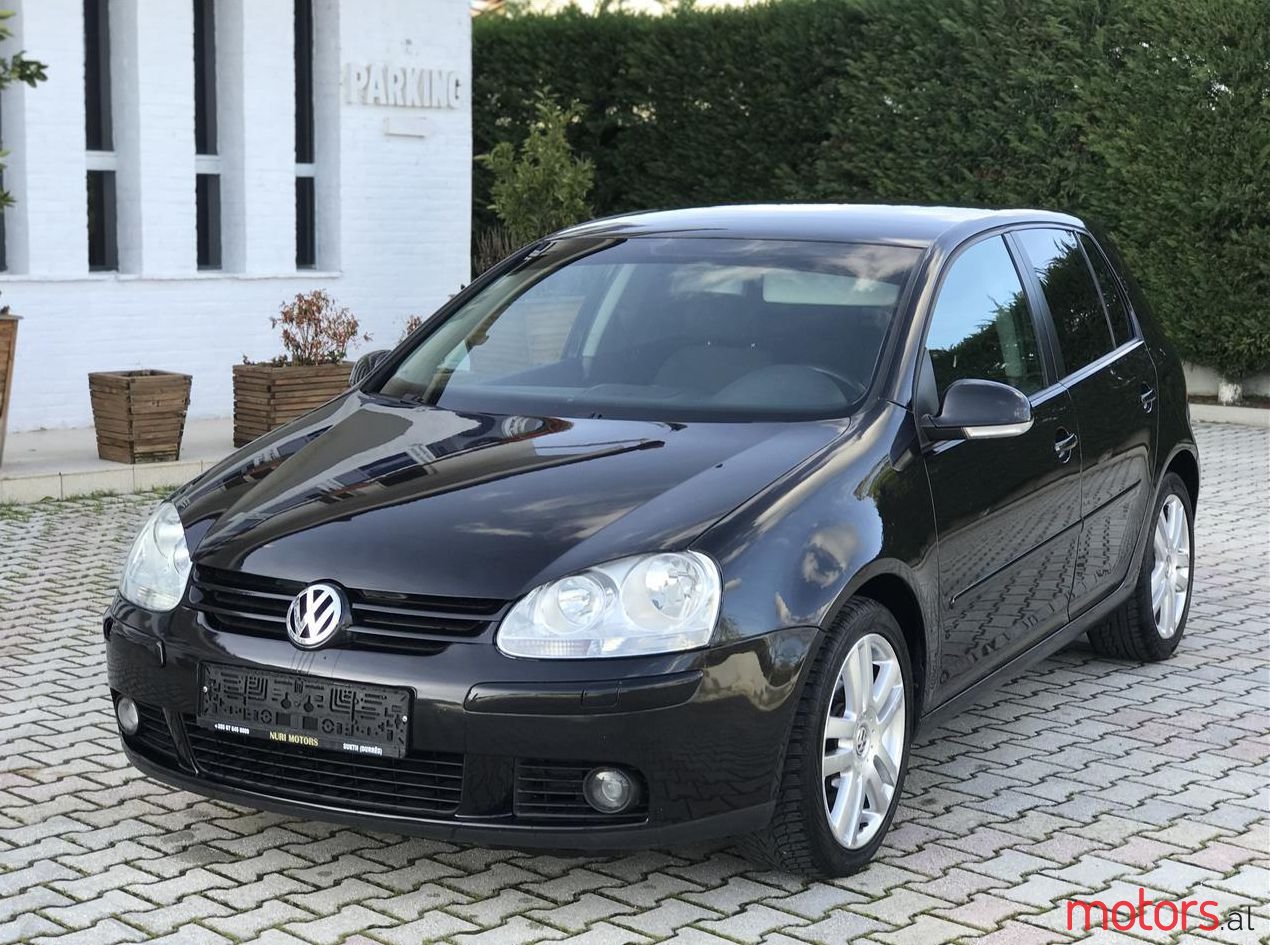 2005' Volkswagen Golf photo #1