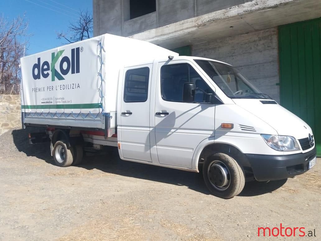 2001' Mercedes-Benz Sprinter photo #1