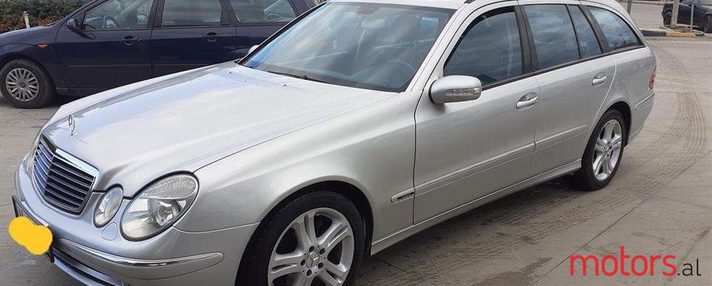 2004' Mercedes-Benz E 270 photo #1