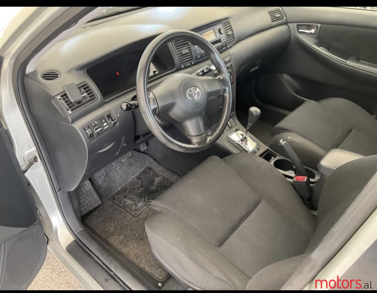 2005' Toyota Corolla photo #3