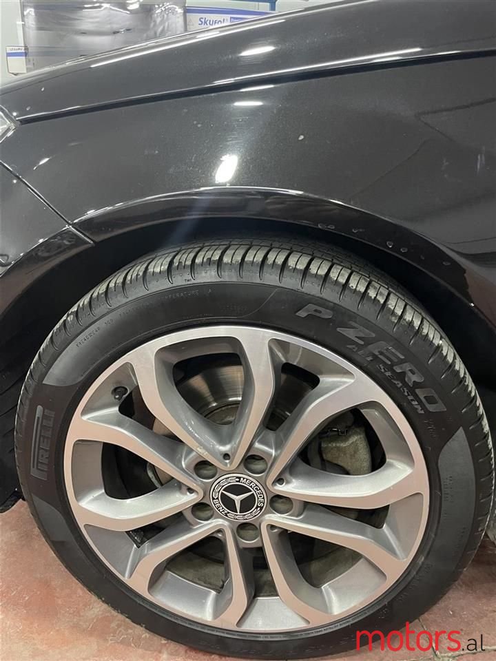 2012' Mercedes-Benz C 220 photo #3