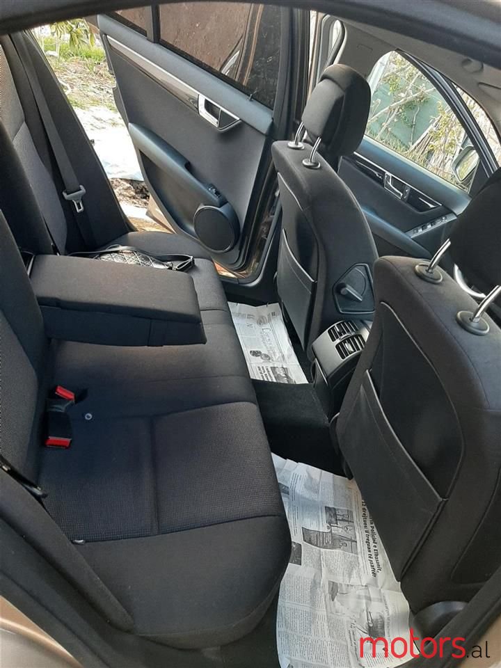 2008' Mercedes-Benz C 220 photo #5