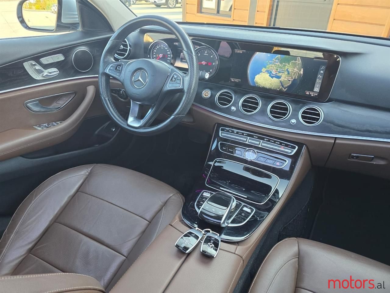 2017' Mercedes-Benz E 220 photo #6