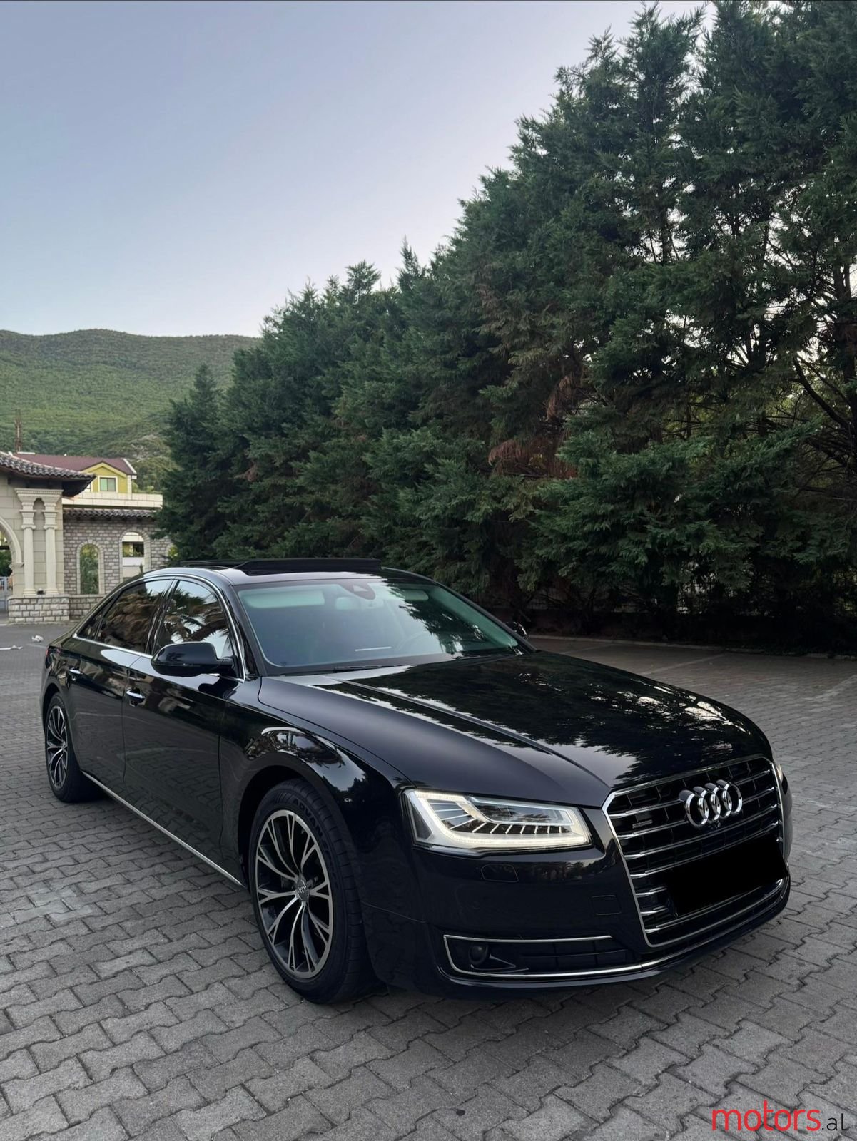2014' Audi A8 photo #6