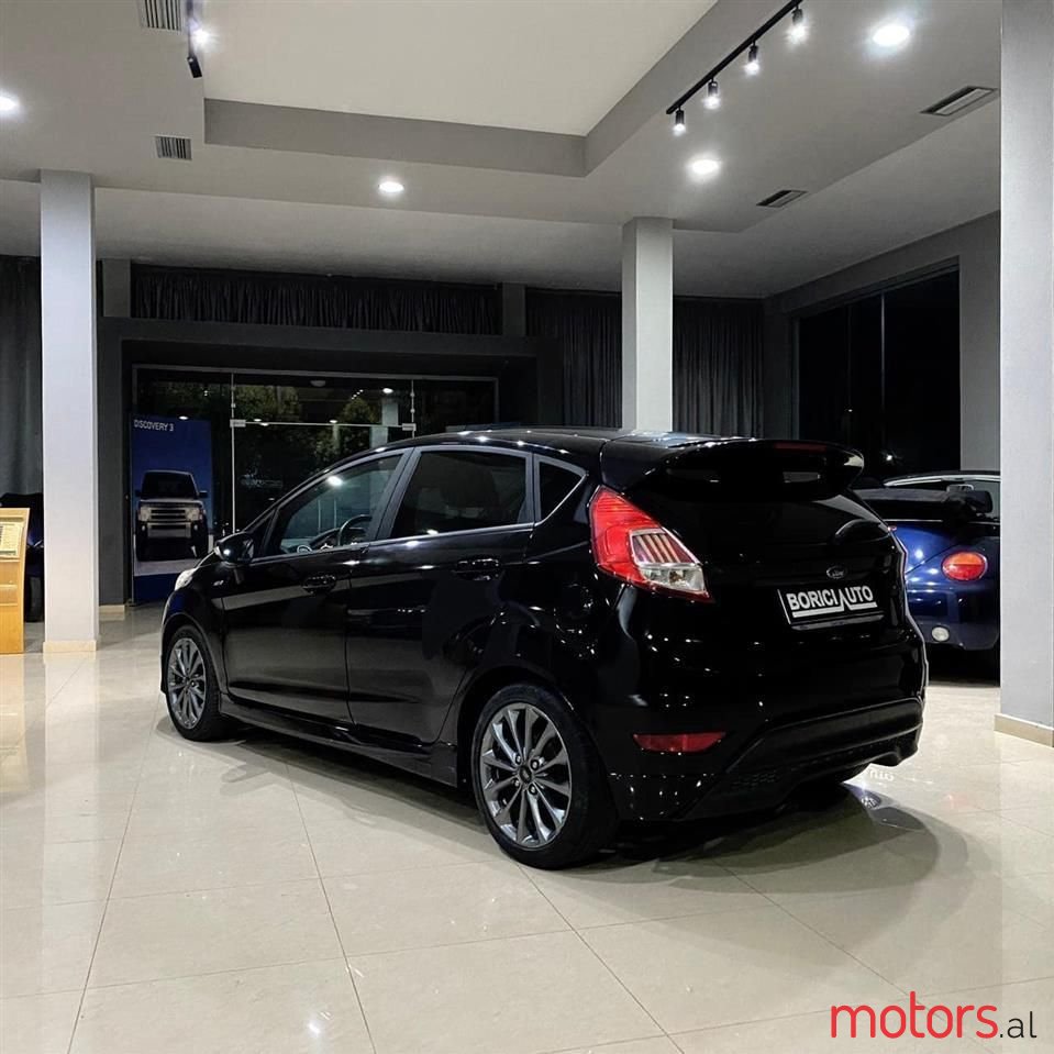 2017' Ford Fiesta photo #3