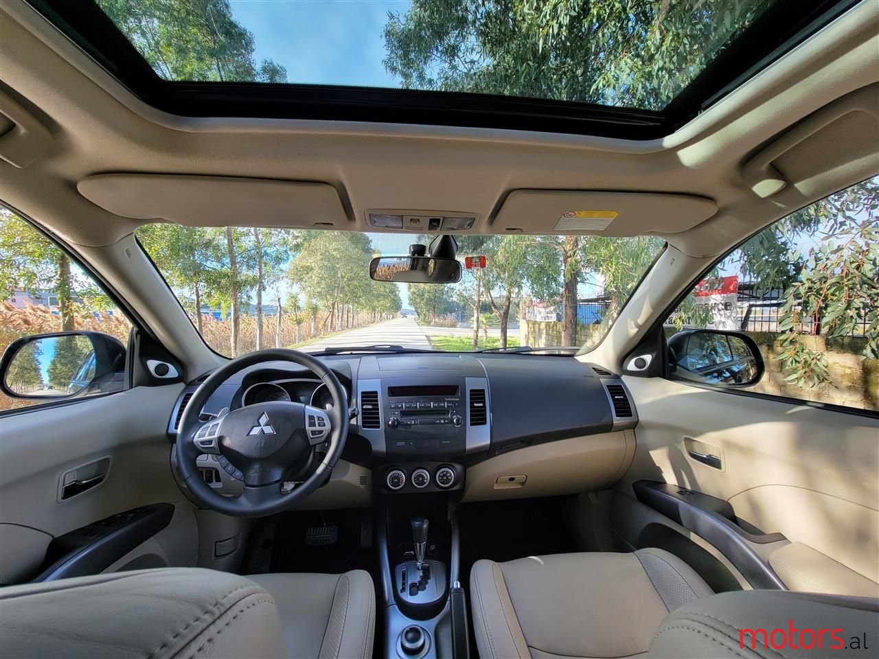 2008' Mitsubishi Outlander photo #4