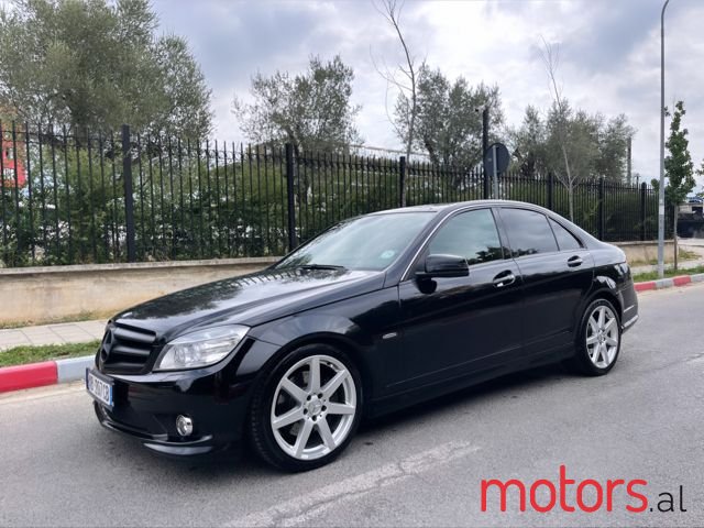 2008' Mercedes-Benz 320 photo #1