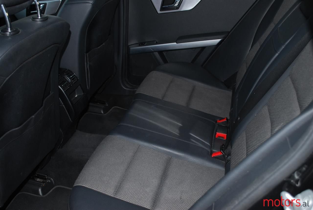 2010' Mercedes-Benz GLK 250 photo #4