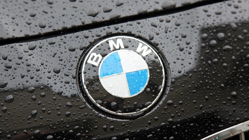 BMW promises self-driving cars by 2021