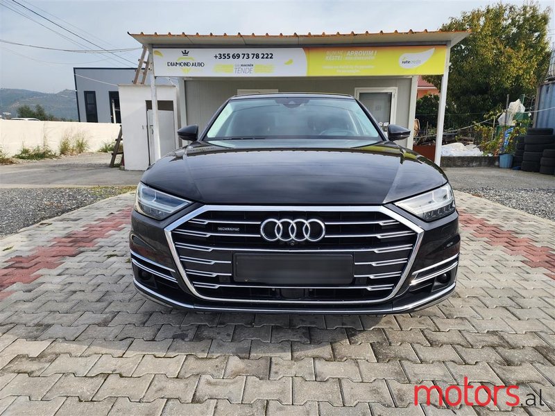 2018' Audi A8 photo #2