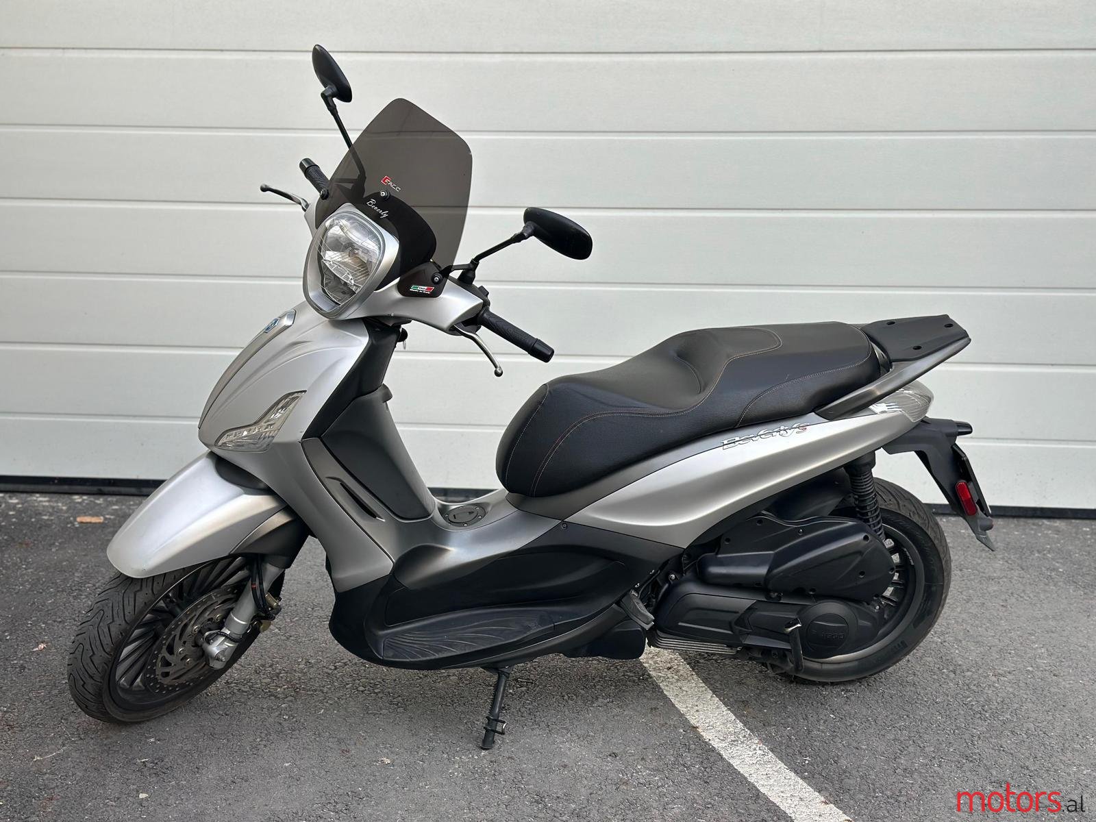 2018' Piaggio 300 cc photo #1