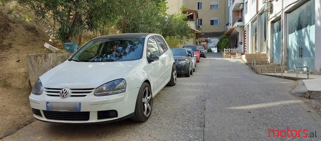 2007' Volkswagen Golf photo #4