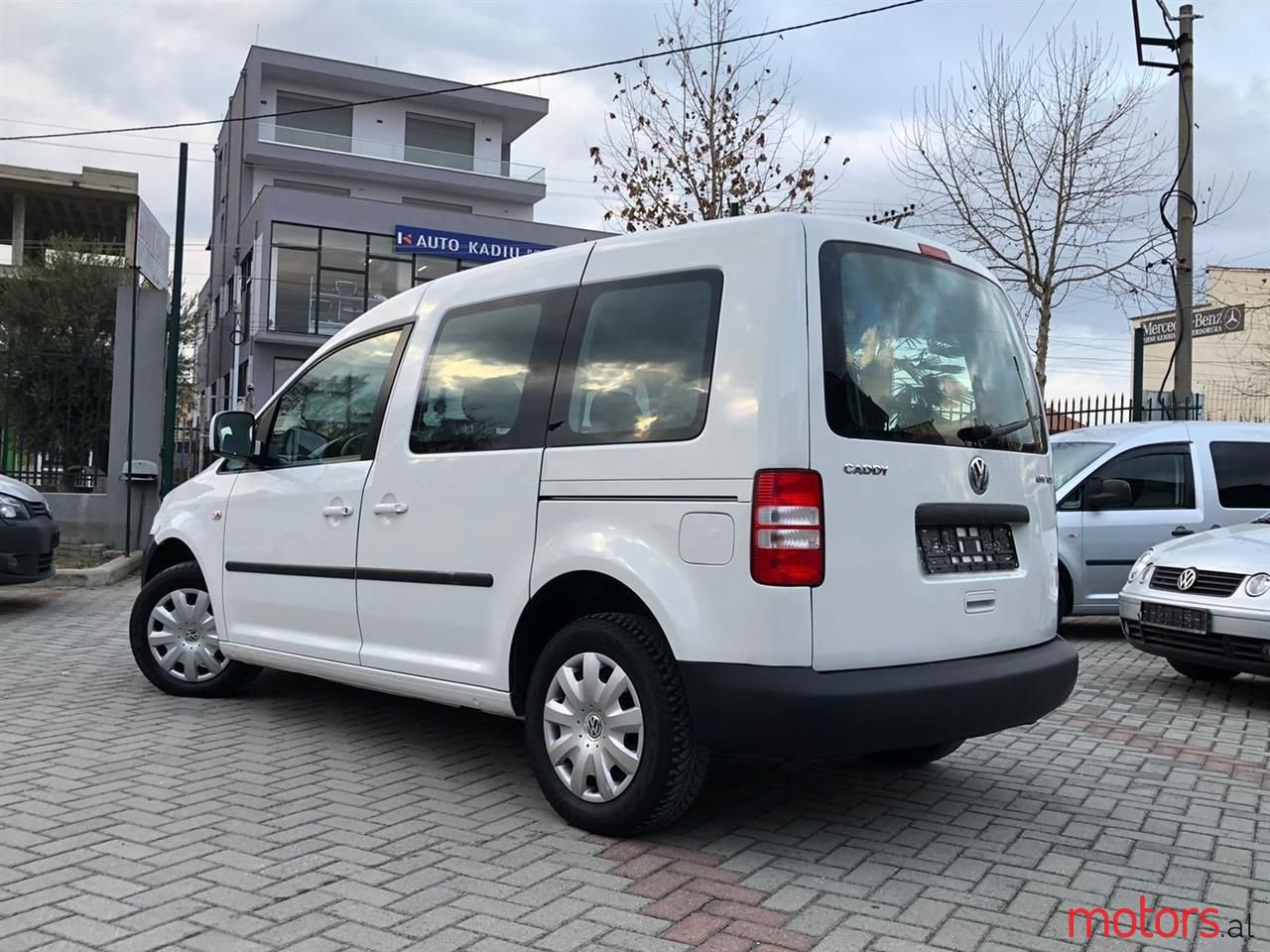 2010' Volkswagen Caddy photo #3