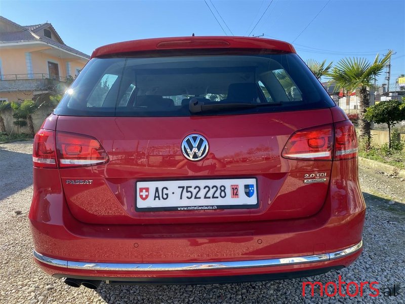 2014' Volkswagen Passat photo #5