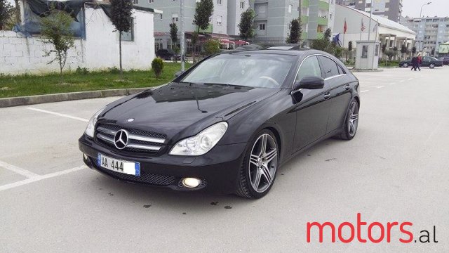 2008' Mercedes-Benz CLS photo #1