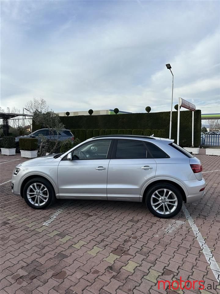 2013' Audi Q3 photo #2