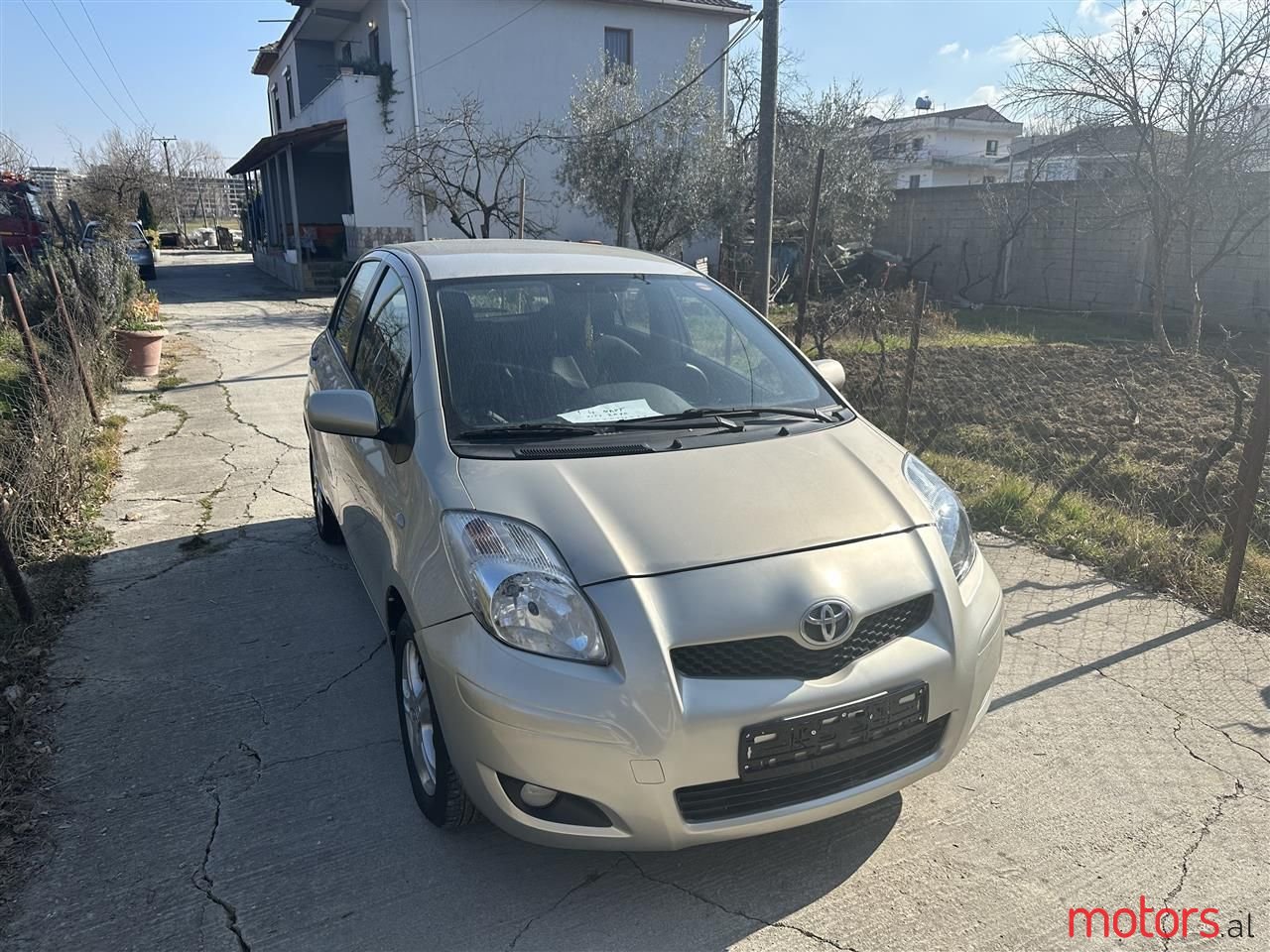 2010' Toyota Yaris photo #1