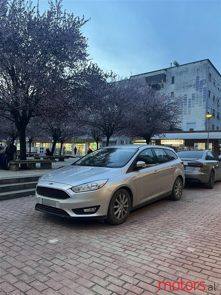 2015' Ford Focus photo #1