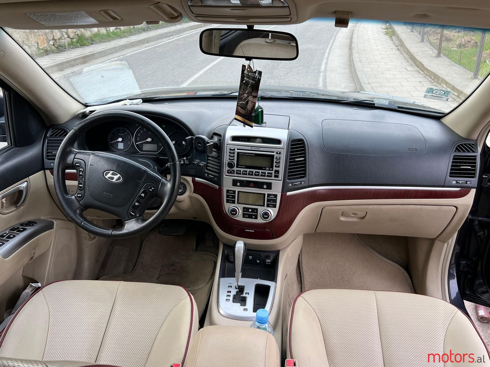 2008' Hyundai Santa Fe photo #1