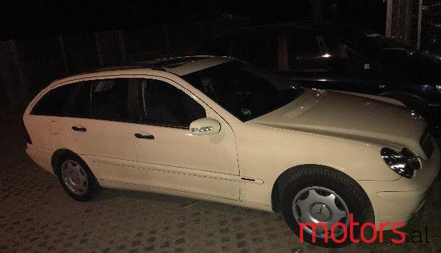 2001' Mercedes-Benz C-Class photo #2