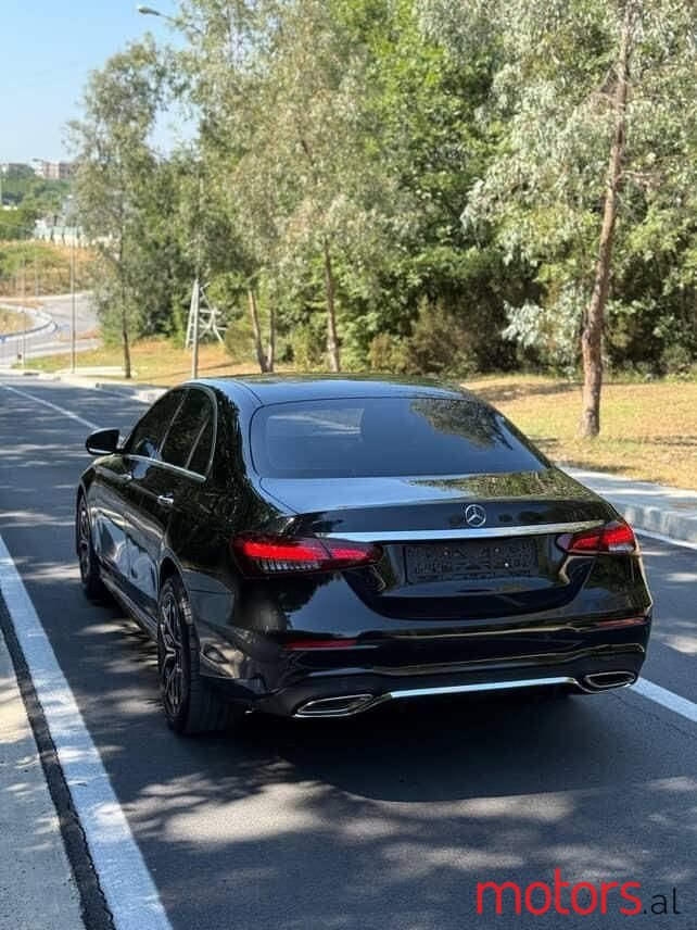 2018' Mercedes-Benz 220 photo #1