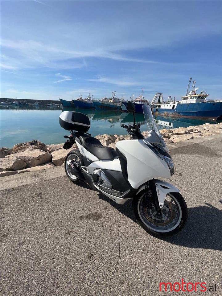 2012' Honda Integro photo #1