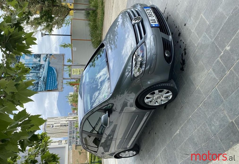 2006' Volkswagen Golf Plus photo #1