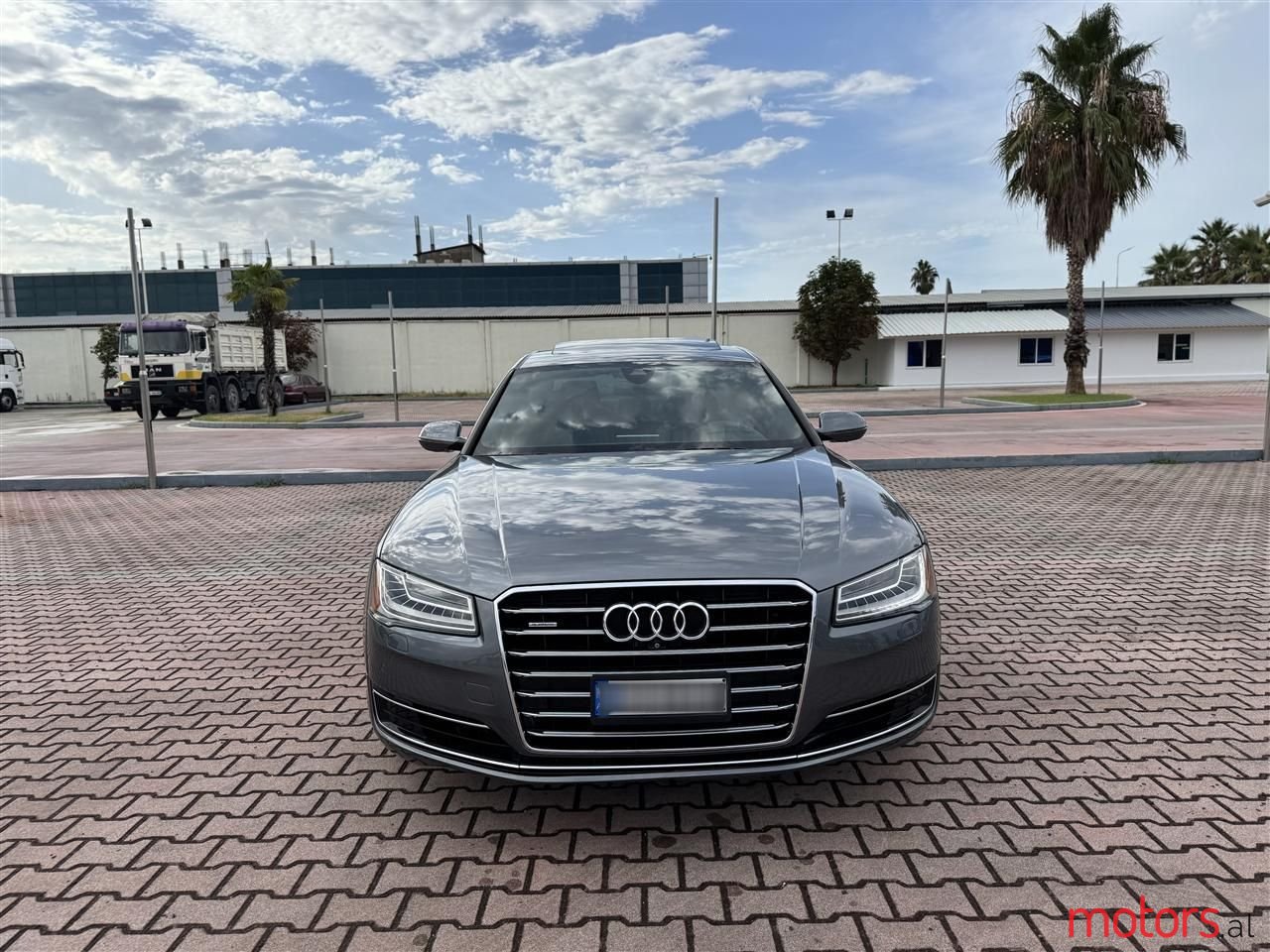 2015' Audi A8 photo #6