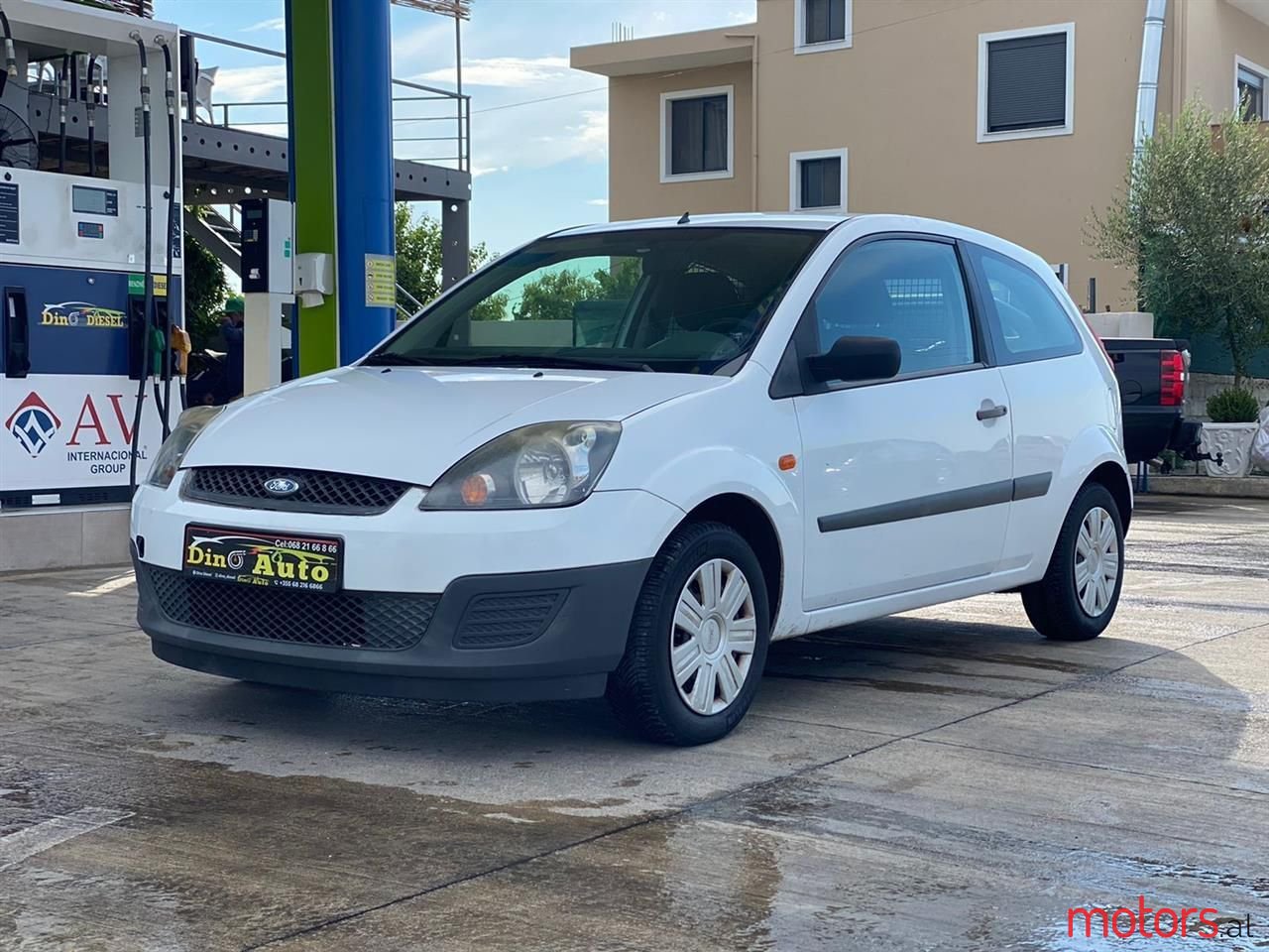 2008' Ford Fiesta photo #1