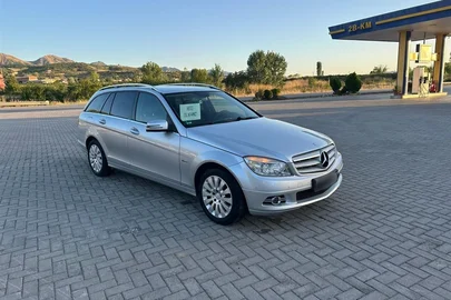 2009' Mercedes-Benz C 180