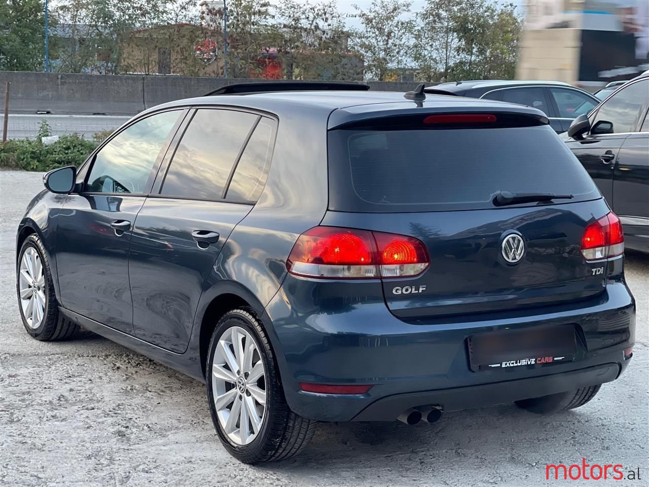 2012' Volkswagen Golf photo #2