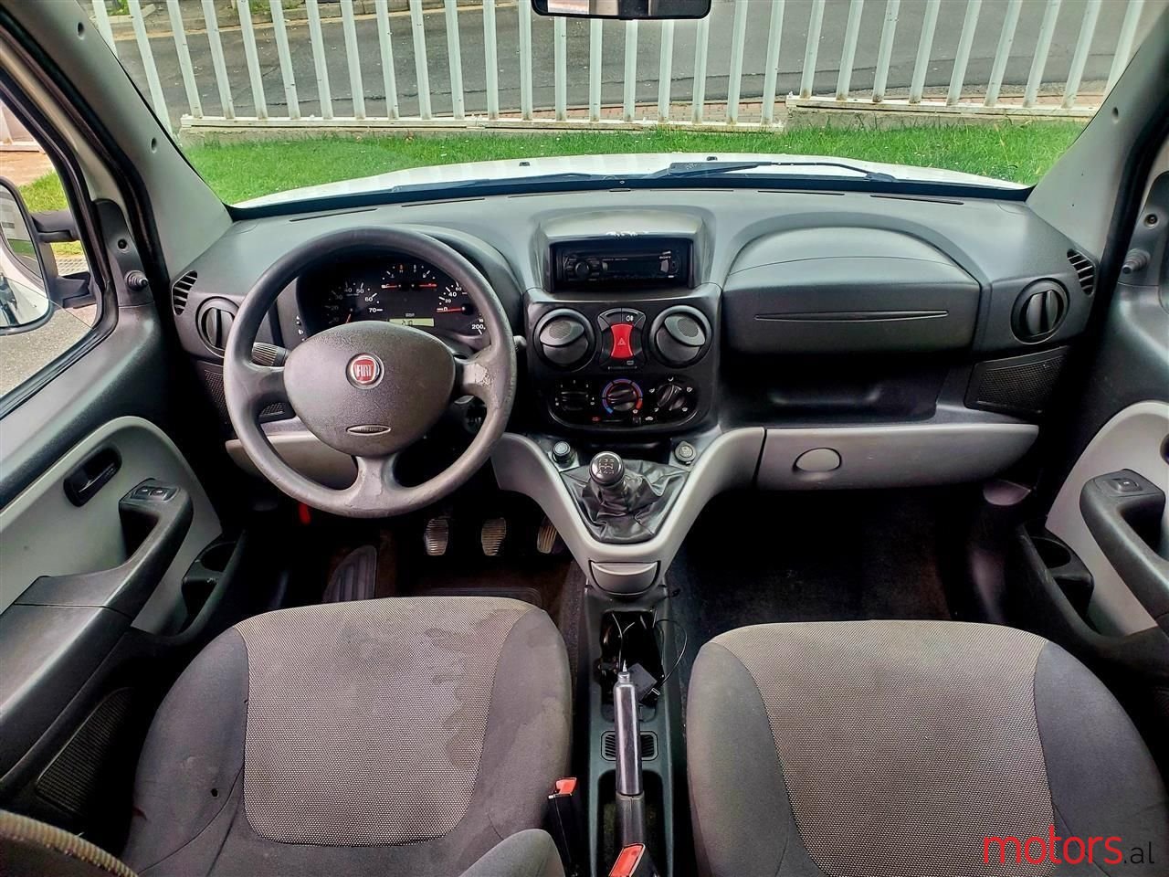 2009' Fiat Doblo photo #2