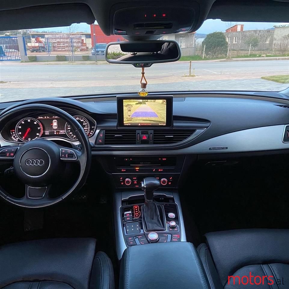 2011' Audi A7 photo #2