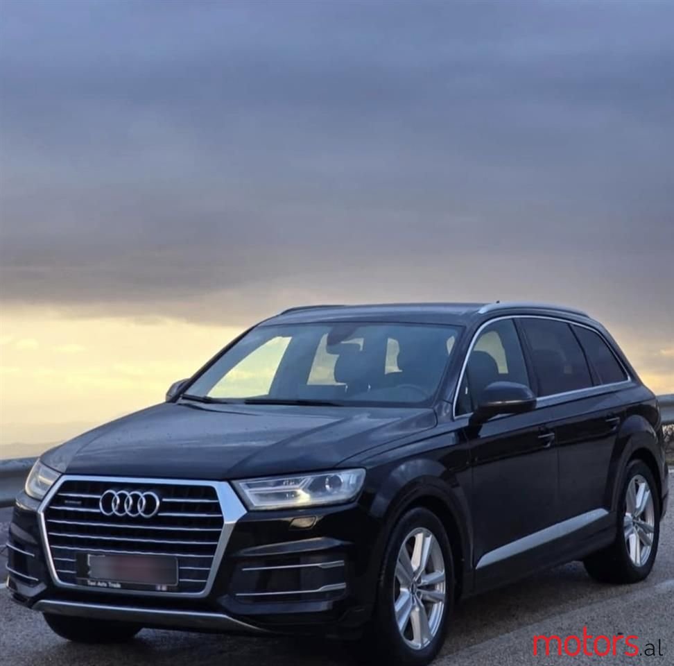2017' Audi Q7 photo #1