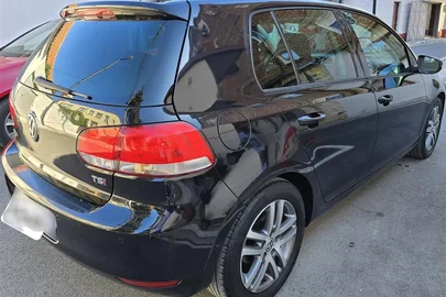 2010' Volkswagen Golf