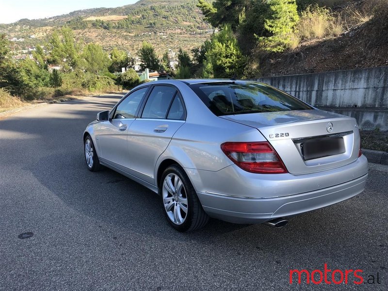 2010' Mercedes-Benz C 220 photo #5